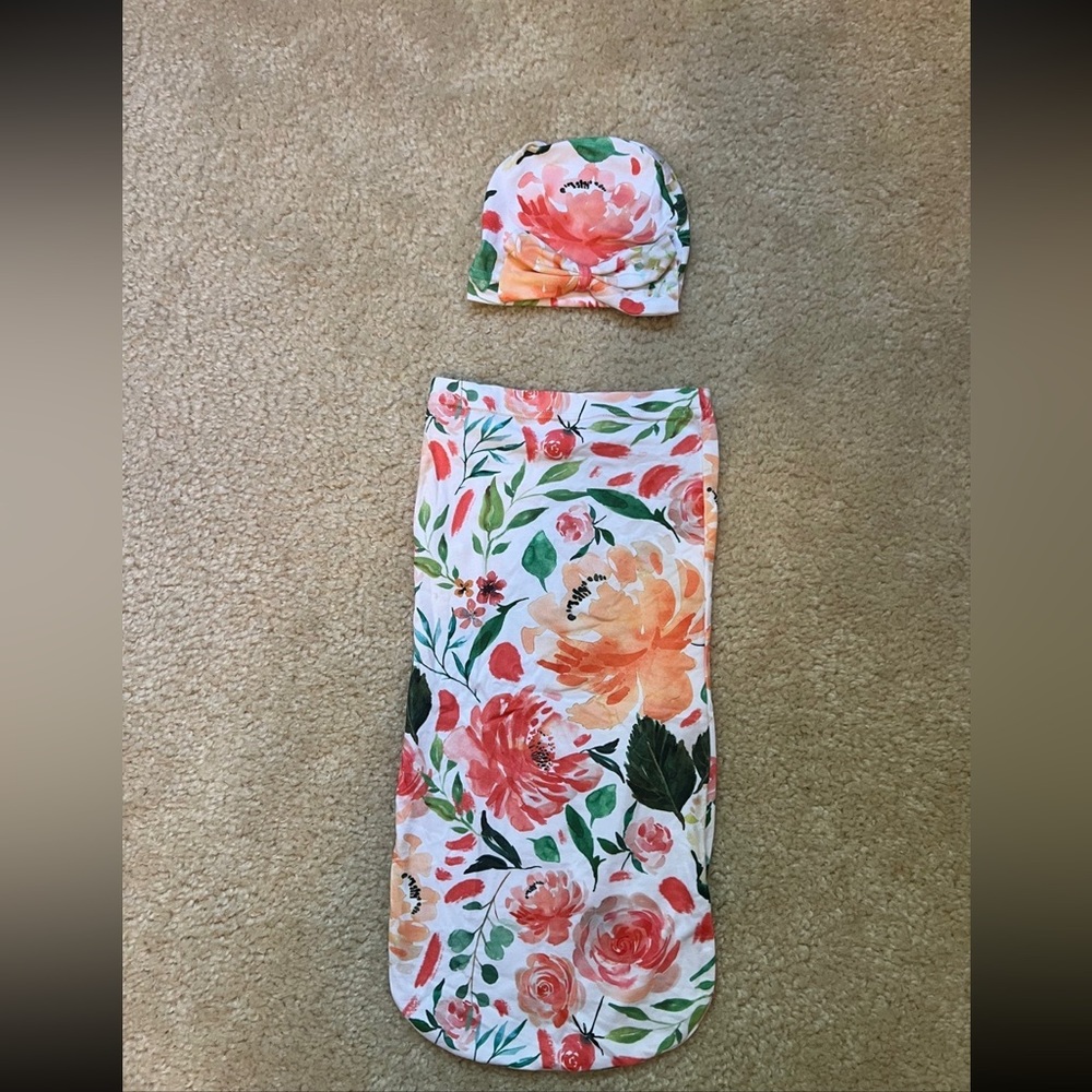 Swaddle sack and hat